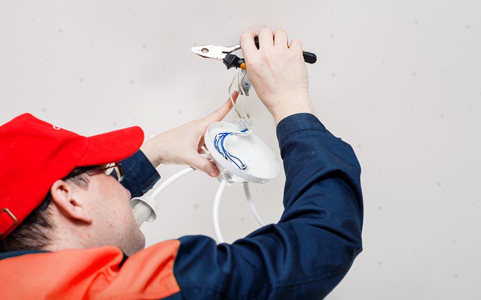 électricien de maintenance Saint-Nom-la-Bretèche